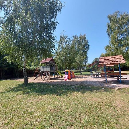 Tulipan Bungalow Camping Resort Gyenesdias Exterior photo