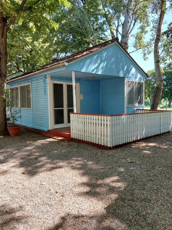 Tulipan Bungalow Camping Resort Gyenesdias Exterior photo